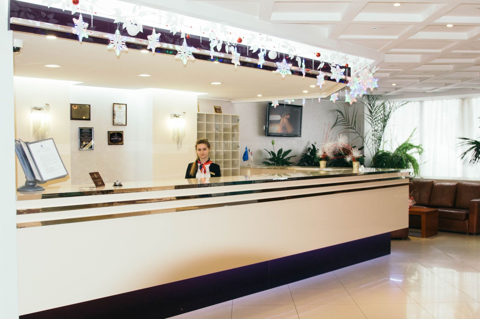 Tourist Hotel-官方