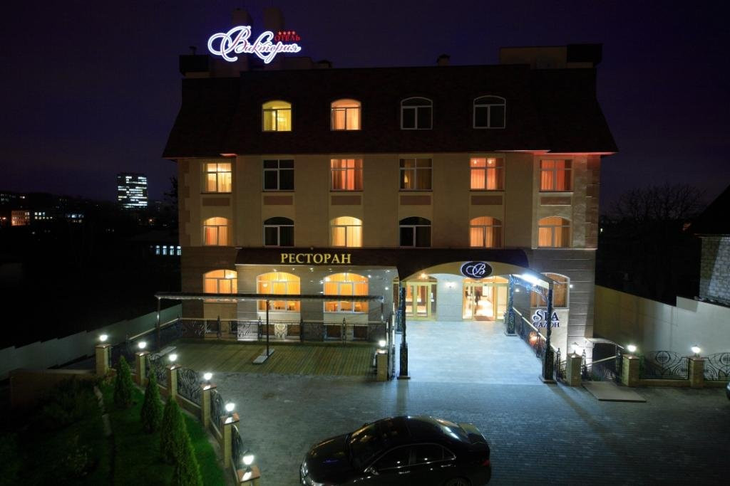 Victoria Hotel
