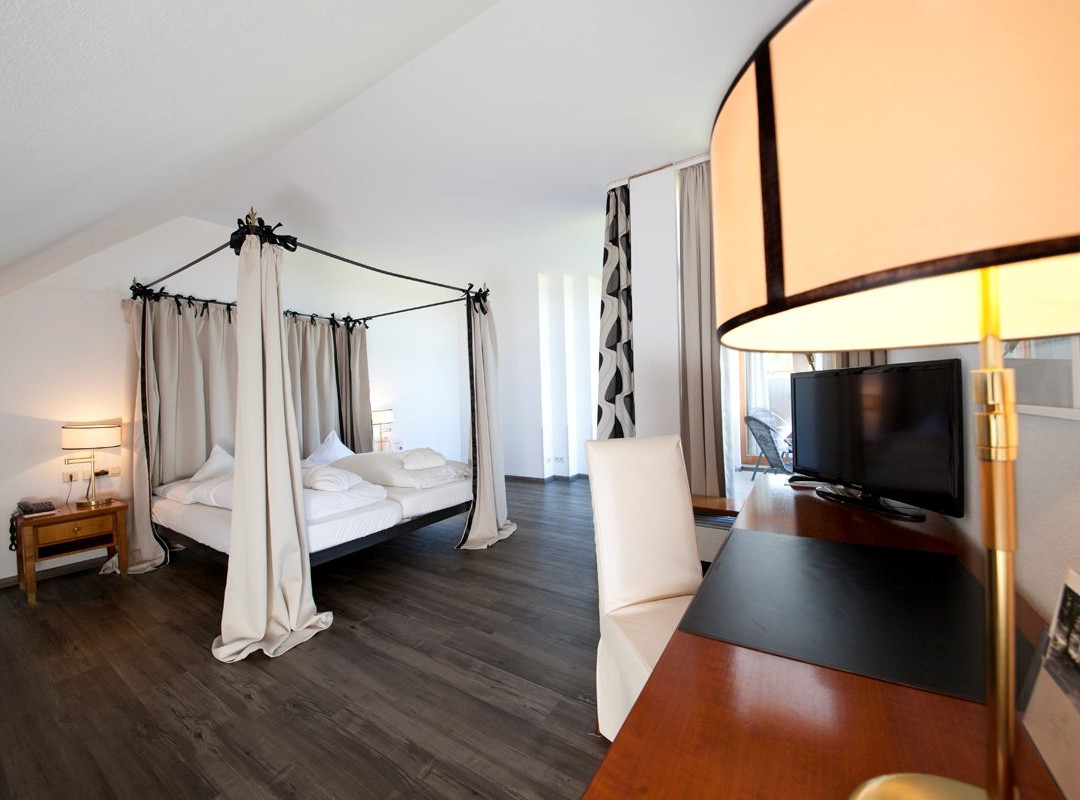 乌伯林根酒店住宿-Romantik Hotel Johanniter-Kreuz