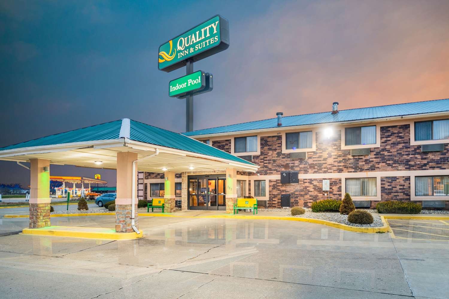 Quality Inn & Suites-官方