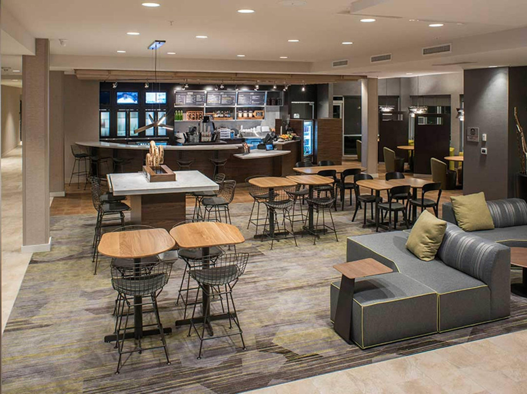 Courtyard by Marriott Albany Clifton Park主图