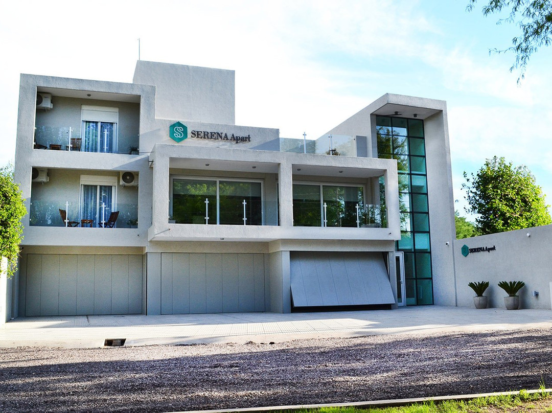 Serena Apart主图
