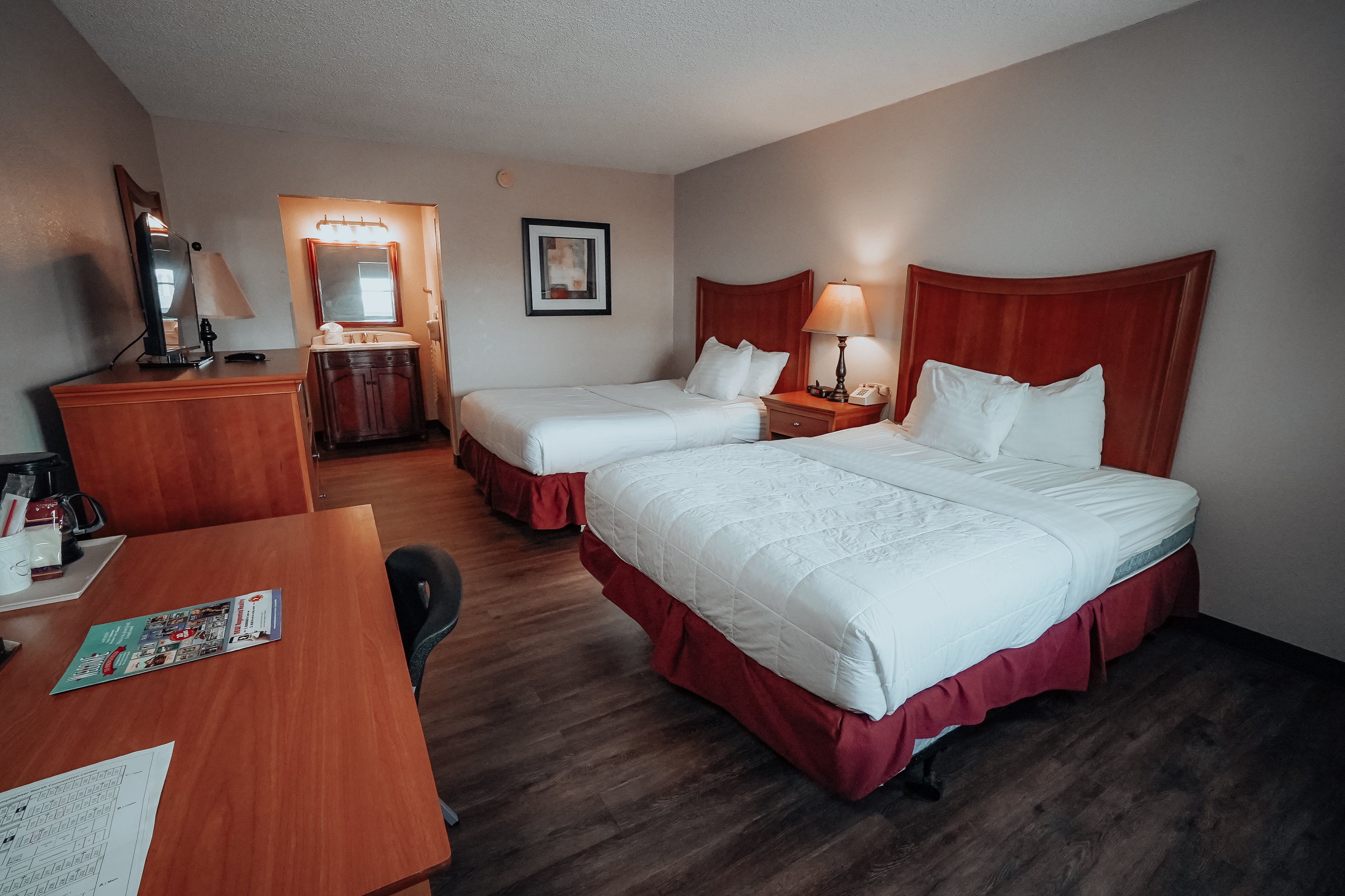 Lamplighter Inn & Suites North-官方