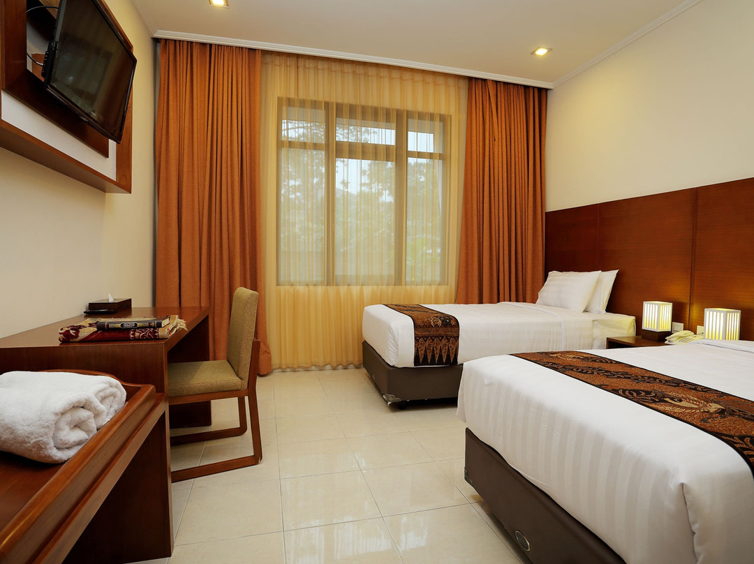 Sragen酒店住宿-Multazam Hotel Solo