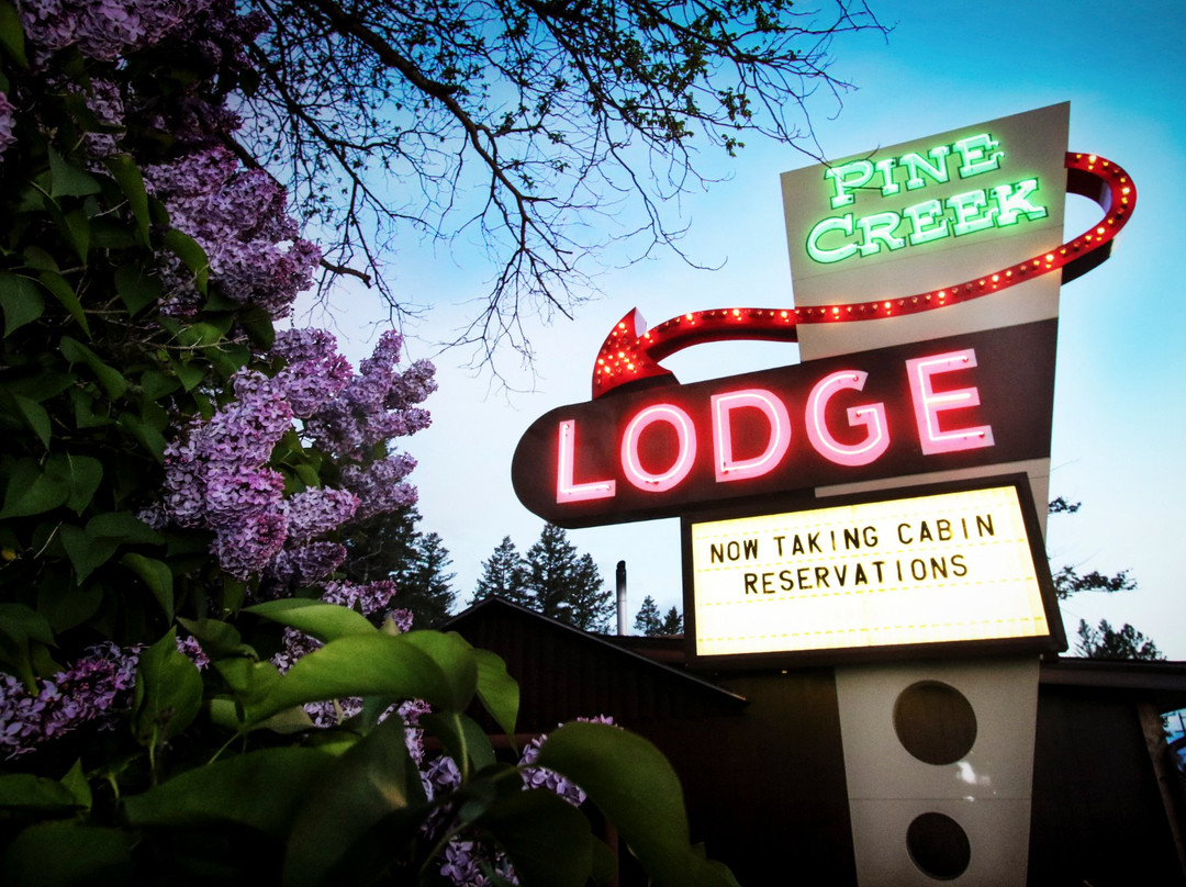 Pine Creek Lodge