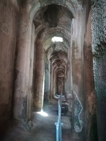 Piscina Mirabilis-Bacoli必去景点