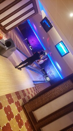 Strike Bowling Alley-利雅德必去景点