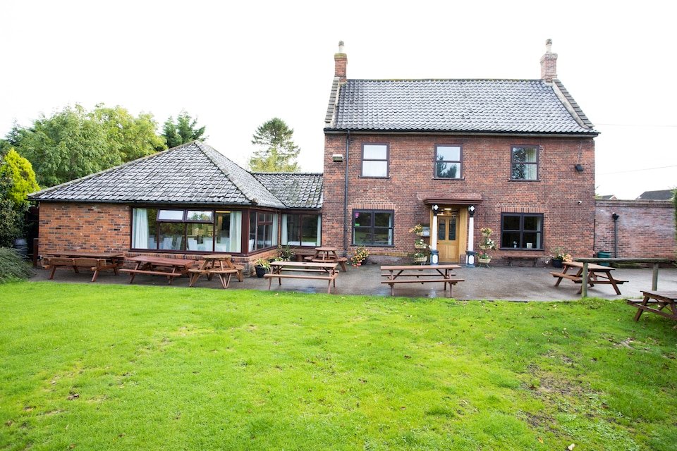 OYO Elm Farm Country House-官方