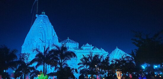 Manilaxmi Jain Tirth-Anand必去景点