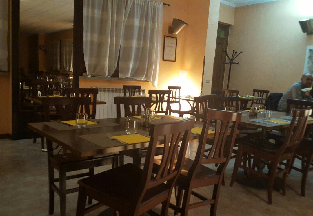 Magherno餐馆和美食-Ristorante Il Nuovo Sorriso