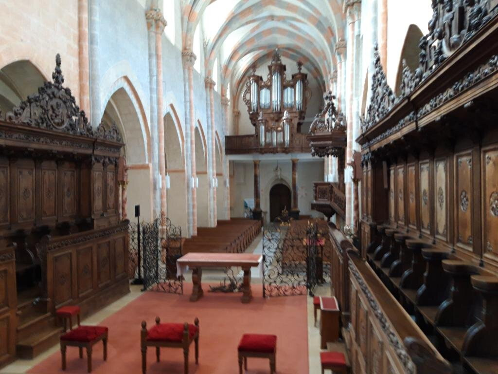 Collégiale-Saint-Ursanne必去景点