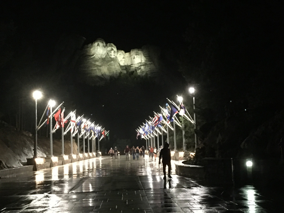 Avenue Of Flags-基斯通必去景点