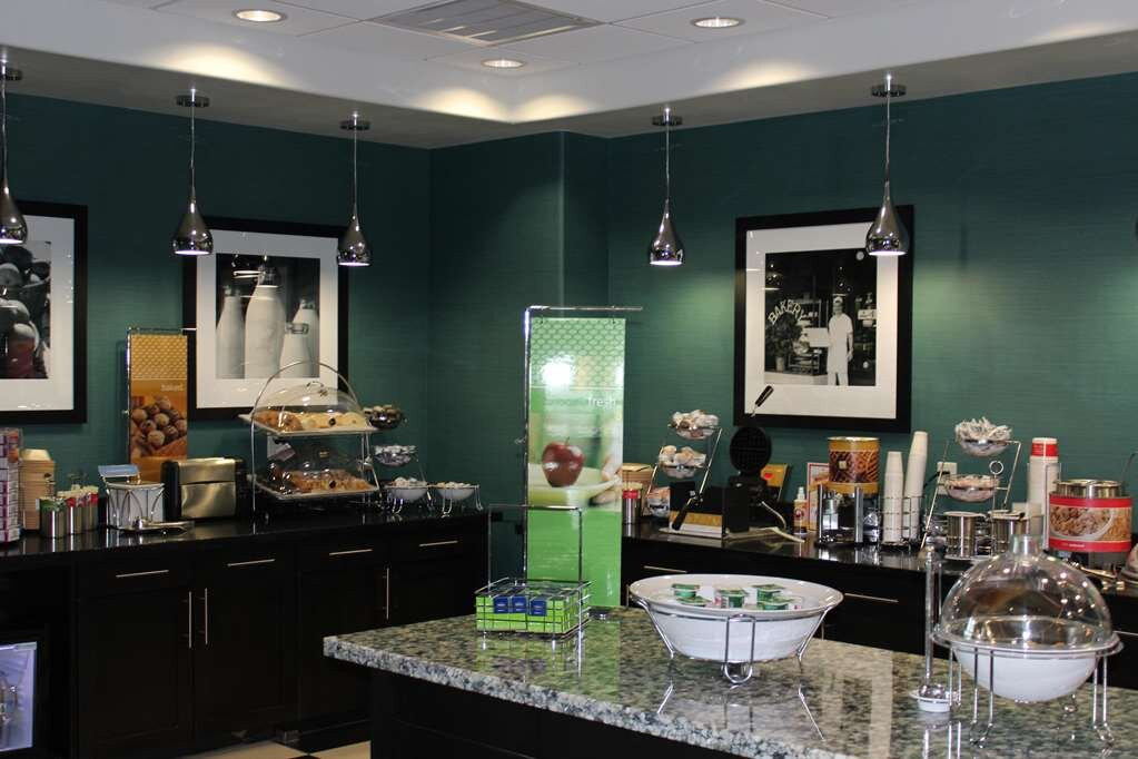 Hampton Inn Cotulla主图