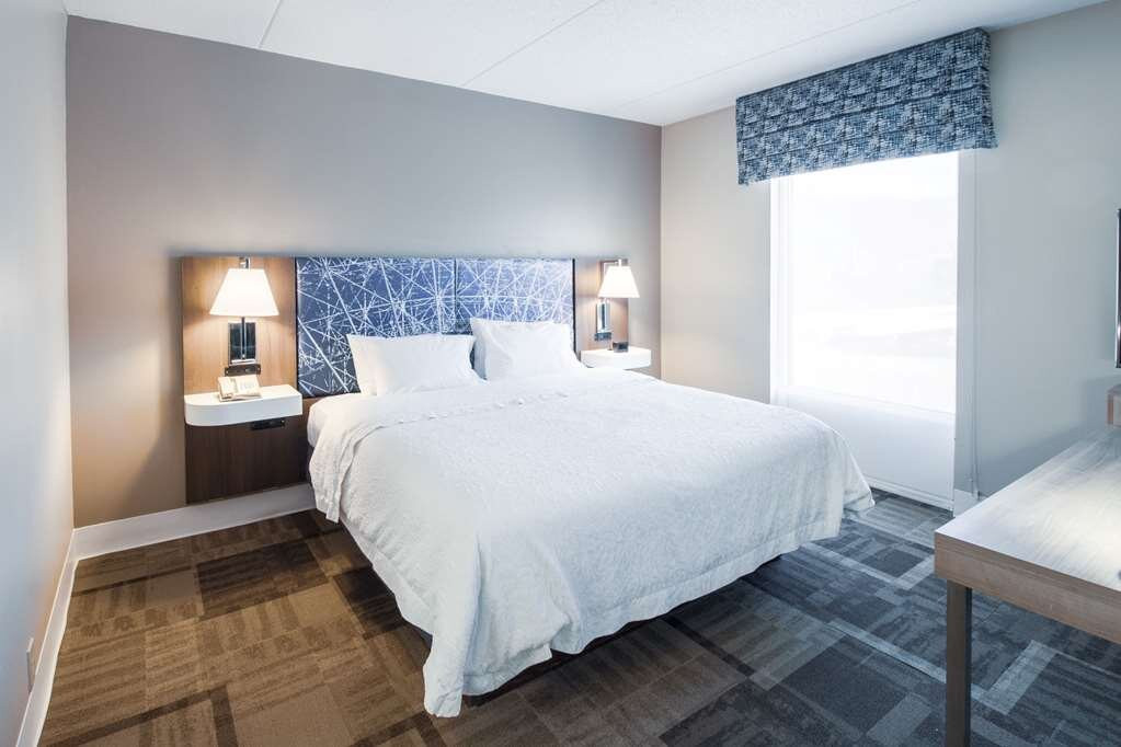 Hampton Inn & Suites Huntsville Hampton Cove主图