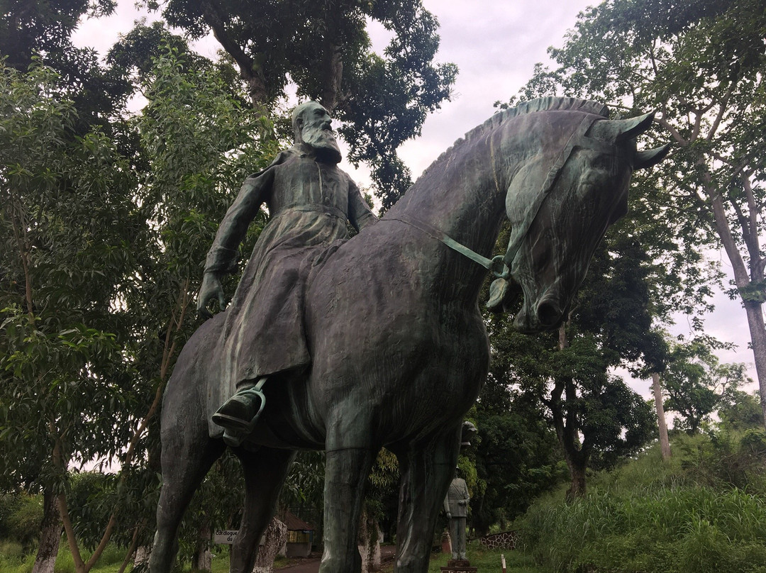 Statue de Leopold II景点图片