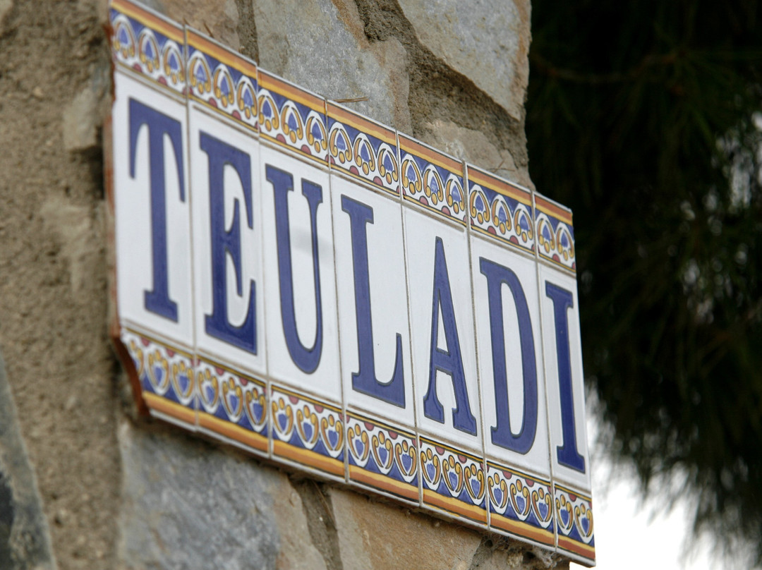 Masia Teuladi. Señorios De Relleu景点图片