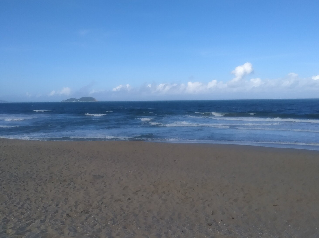 Praia da Armação景点图片