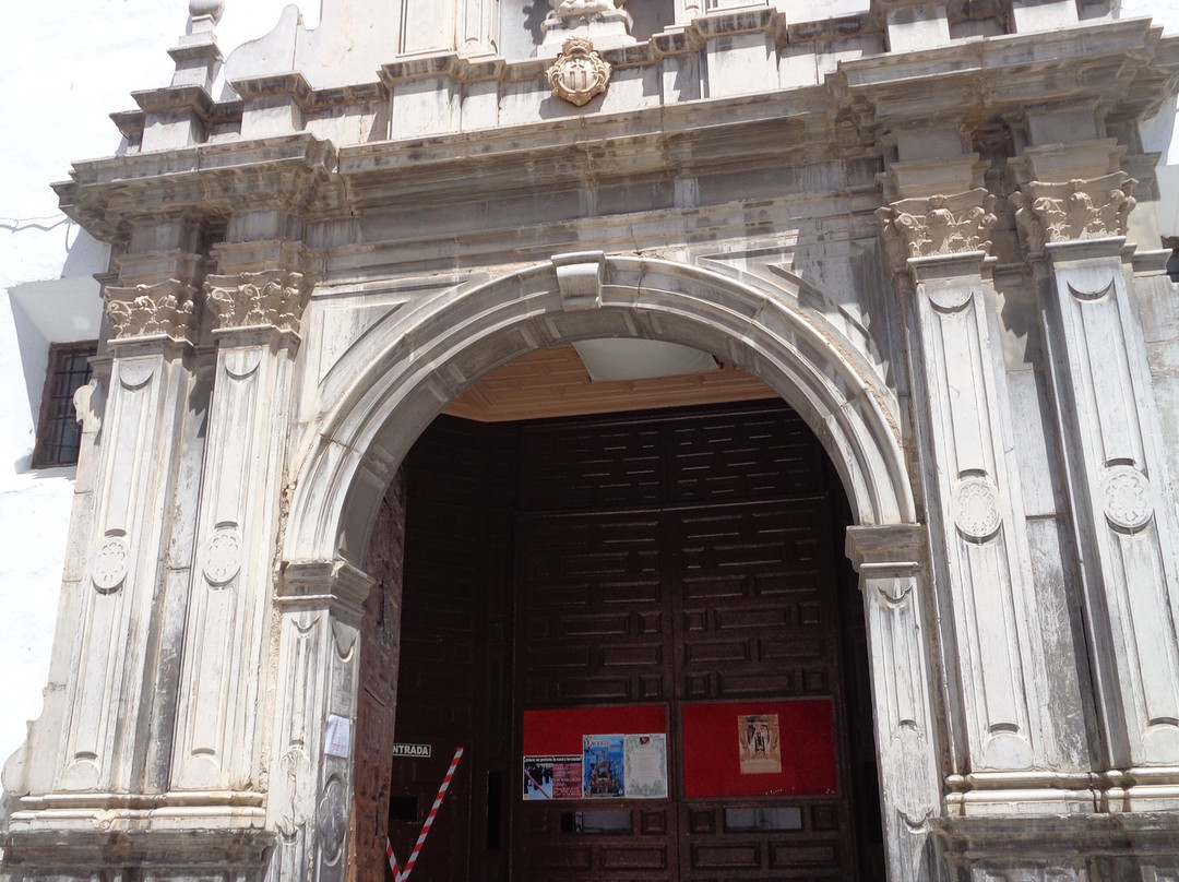 Templo Nuestra Señora De La Piedad-Baza必去景点