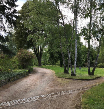 Friedhof - cintorín Pöhl-Poehl必去景点