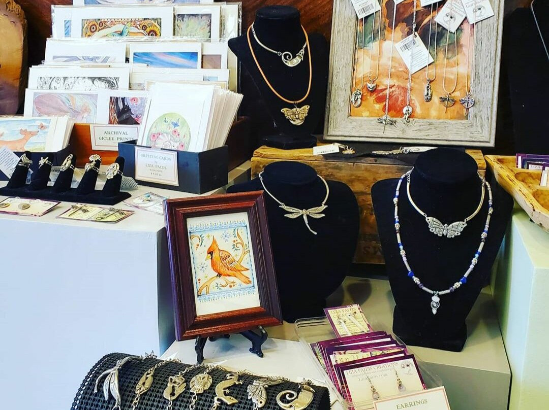 The Left Bank Shop and Gallery景点图片