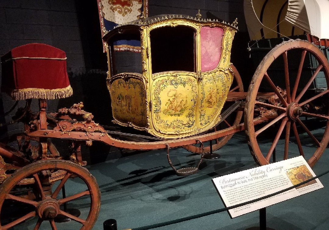 The Car and Carriage Caravan Museum-卢雷必去景点