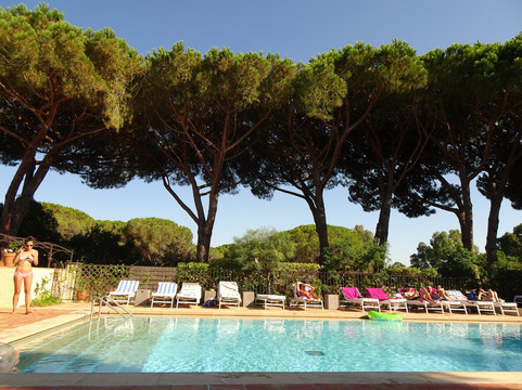 菲尔姆酒店主图