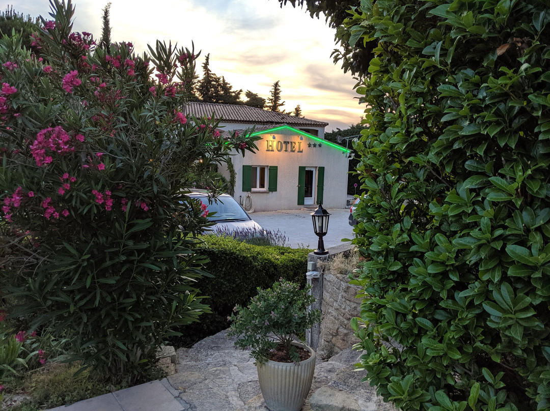 Hotel le Pradet主图