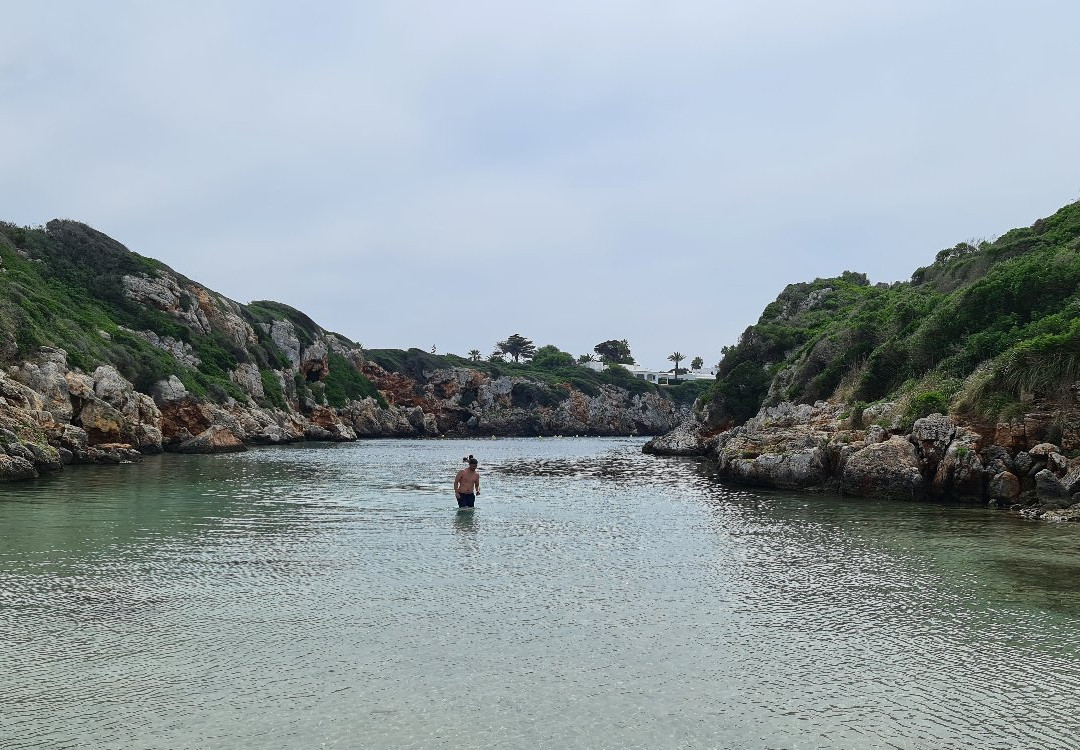 Cala De Biniparratx景点图片