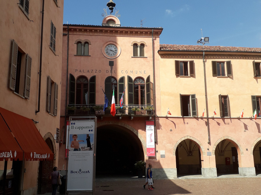 Palazzo Comunale-阿尔巴必去景点