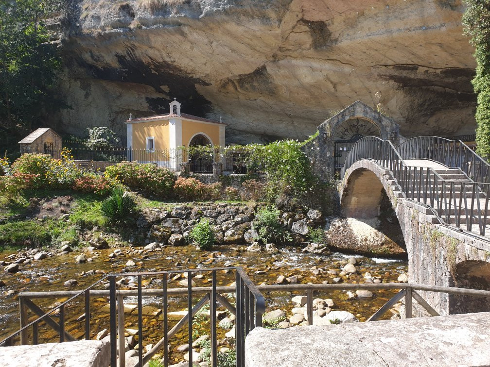 Santuario de la Virgen de la Cueva景点图片