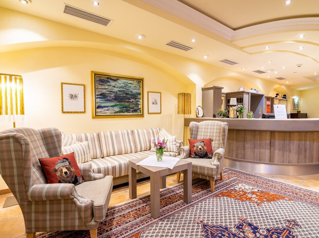 Hotel-Restaurant Zum Schwarzen Baeren主图