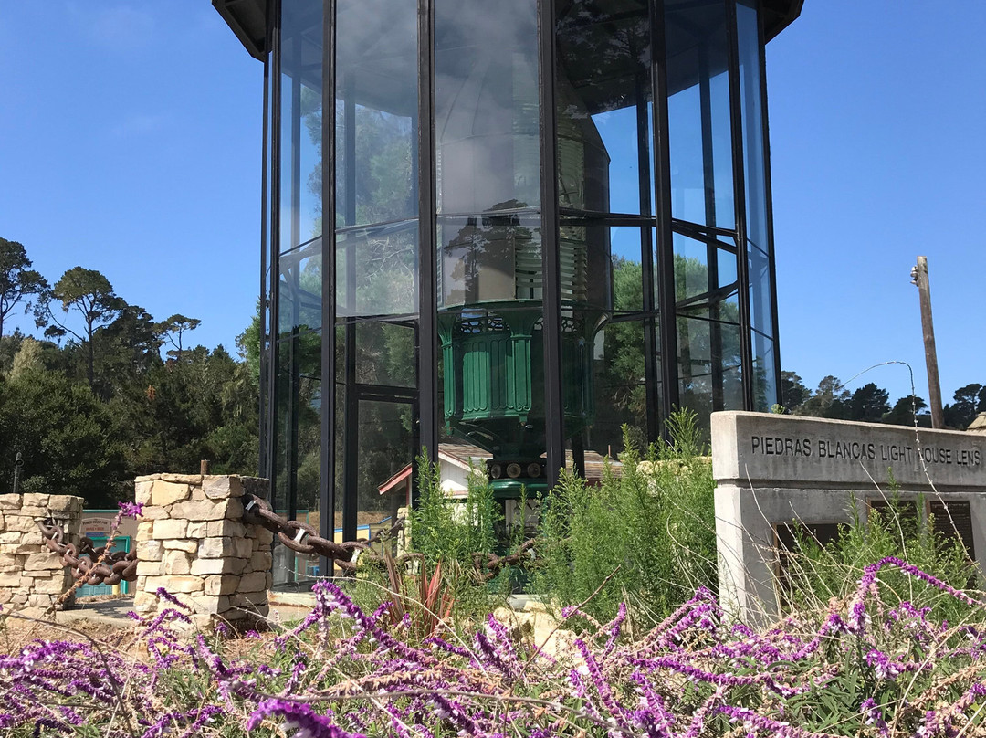 Piedras Blancas Light Station Fresnel Lens-坎布里亚必去景点