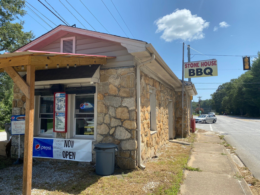 Cleveland餐馆和美食-Stone House BBQ