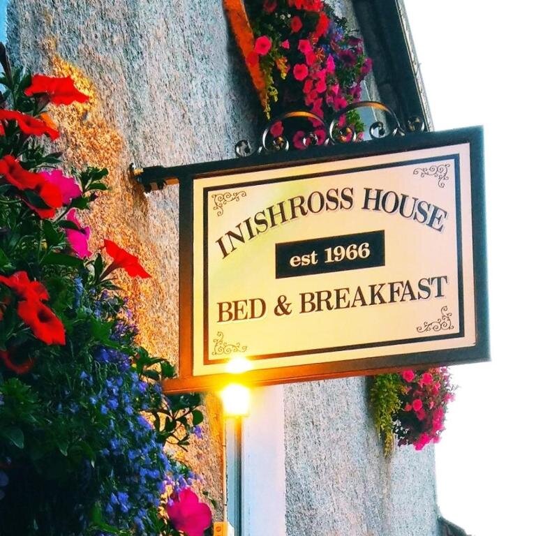 Inishross House-官方