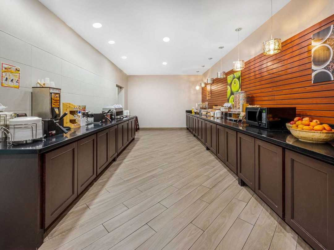 La Quinta Inn & Suites by Wyndham Houston Humble Atascocita主图