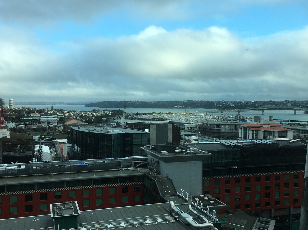 天际大酒店主图