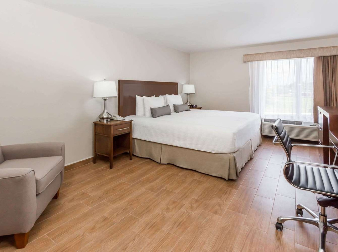 Baymont By Wyndham Lazaro Cardenas主图