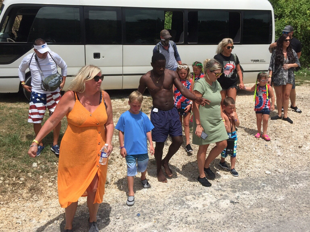 Folkes For Tours Jamaica-奥乔里奥斯必去景点