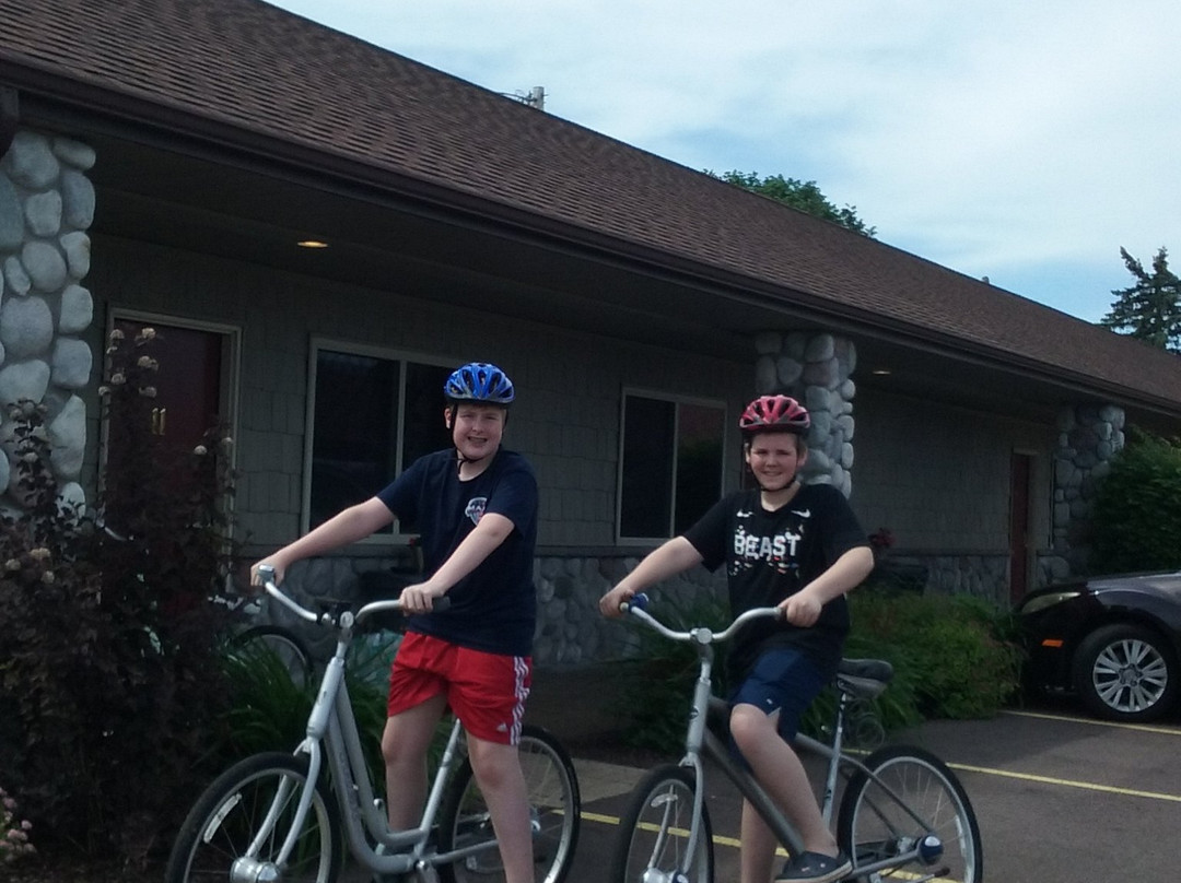 River Rock Inn & Bait Shop主图