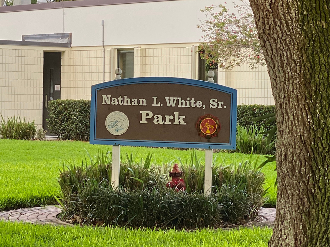 Nathan L White Sr Park-Gulfport必去景点