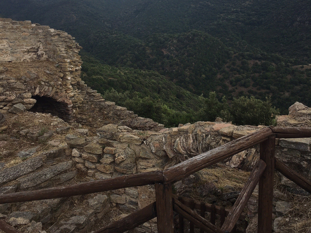 Castello di Sassai (Orguglioso)-San Nicolo'gerrei必去景点