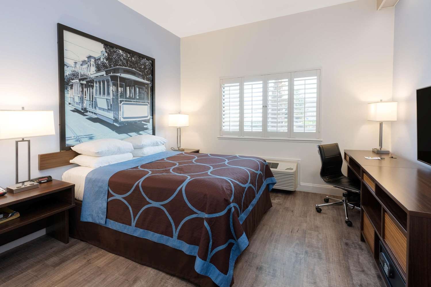 旧金山机场西速8酒店-官方