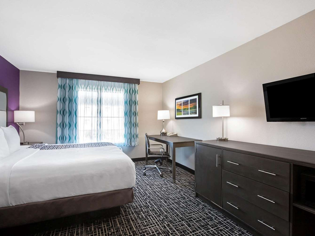 La Quinta Inn & Suites by Wyndham Pharr North McAllen主图