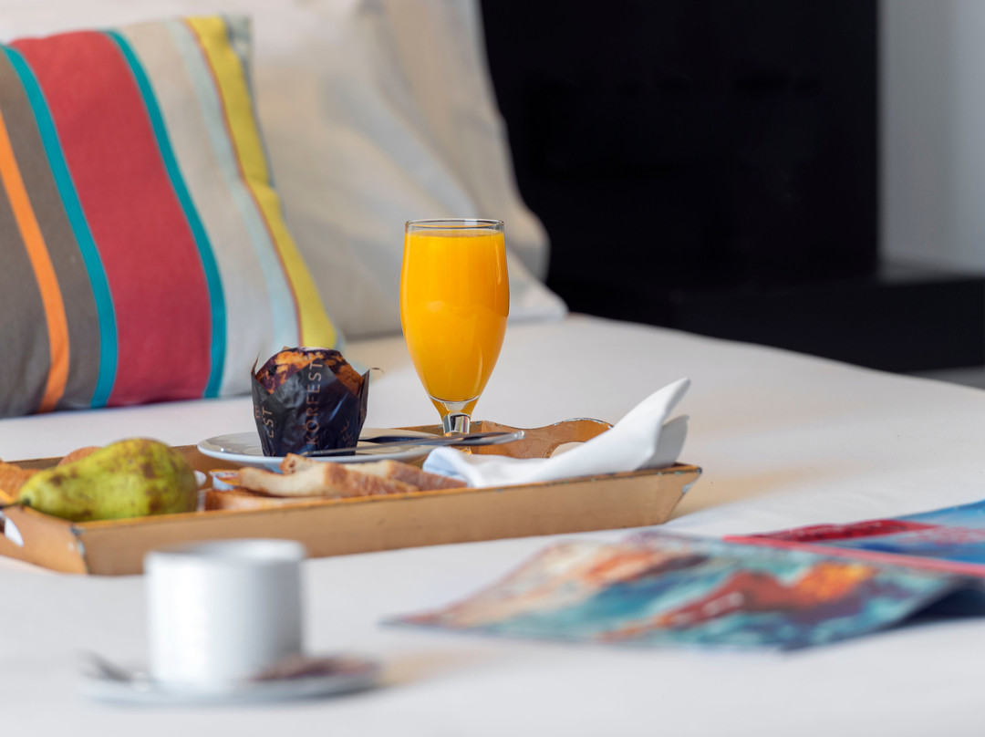 Sea You Hotel Port Valencia主图