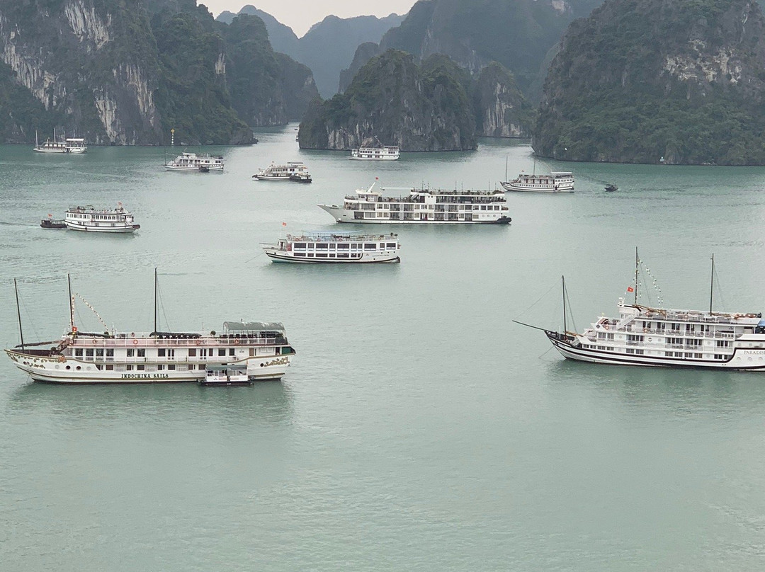Halong Bay Aclass Cruises-下龙湾必去景点