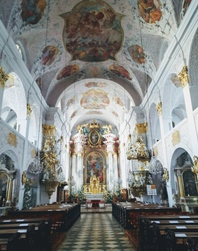 Domkirche St. Peter Und Paul-卡拉根渡口必去景点