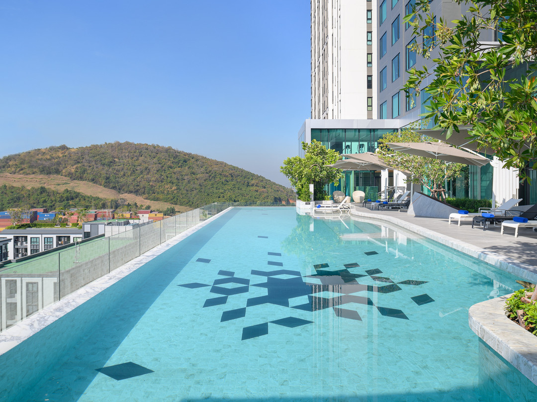 Holiday Inn & Suites Siracha Laemchabang By IHG主图