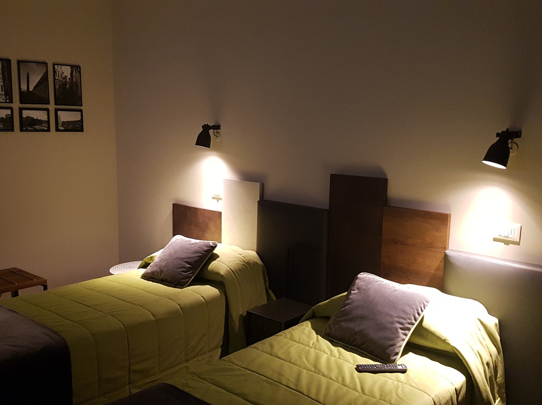 Pove 2.4 Hotel主图