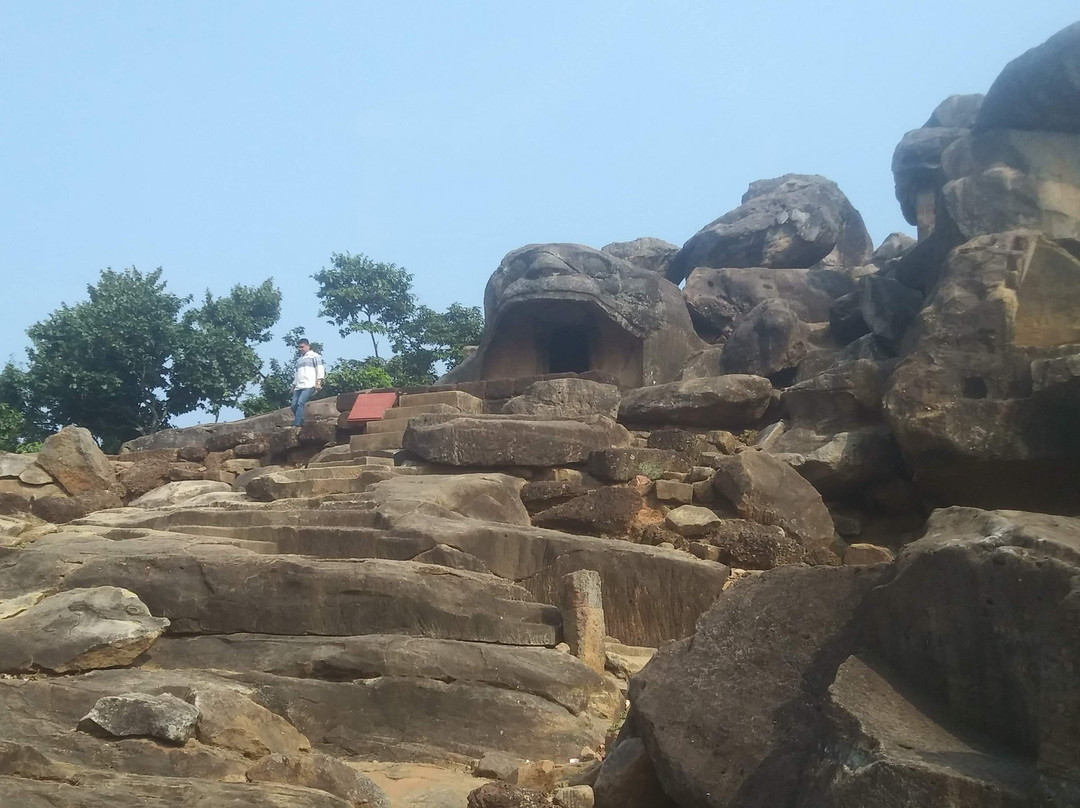 Khandagiri Caves景点图片