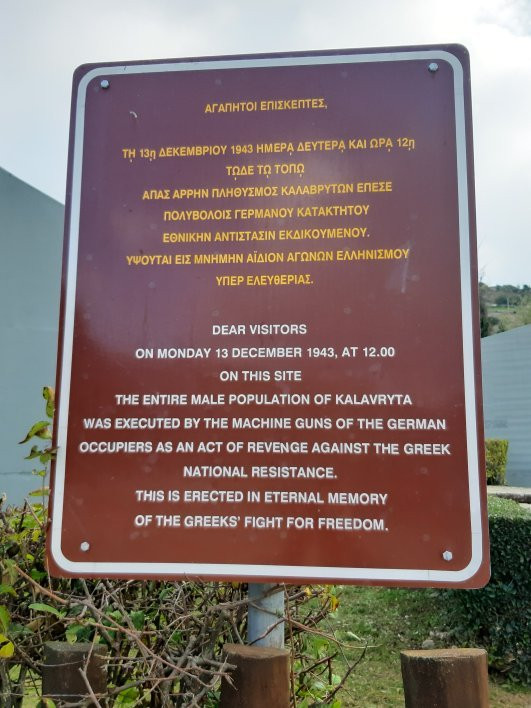 Monument to the Heroes of 1821-卡拉夫里塔必去景点